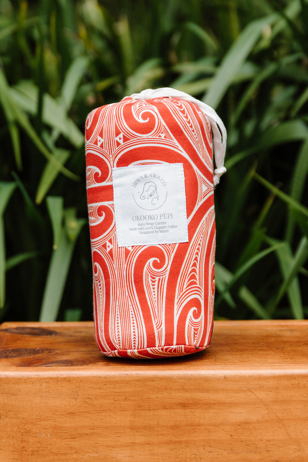 Okooko Pēpi - Whero