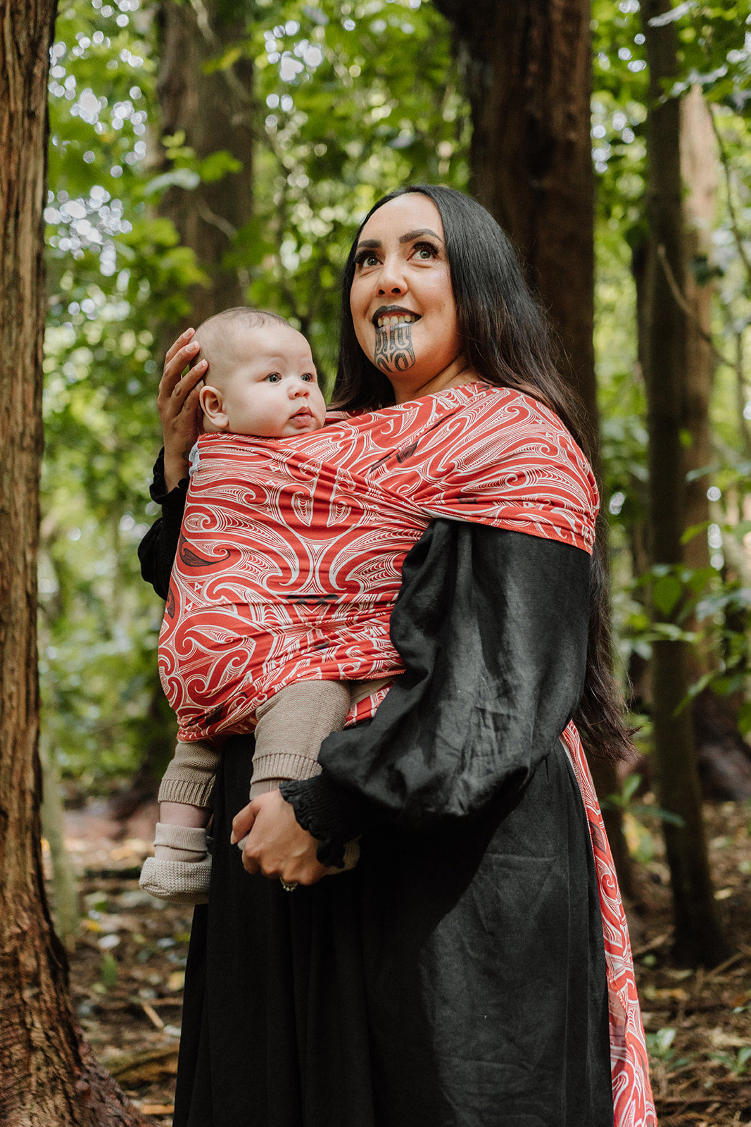 Okooko Pēpi - Whero