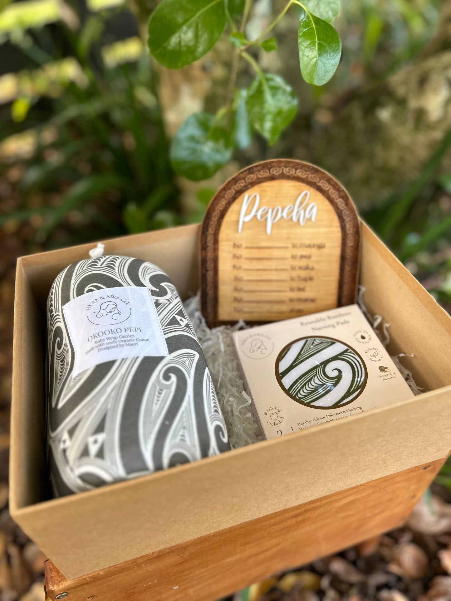 Rā Māmā Giftbox (Pepeha Plaque)